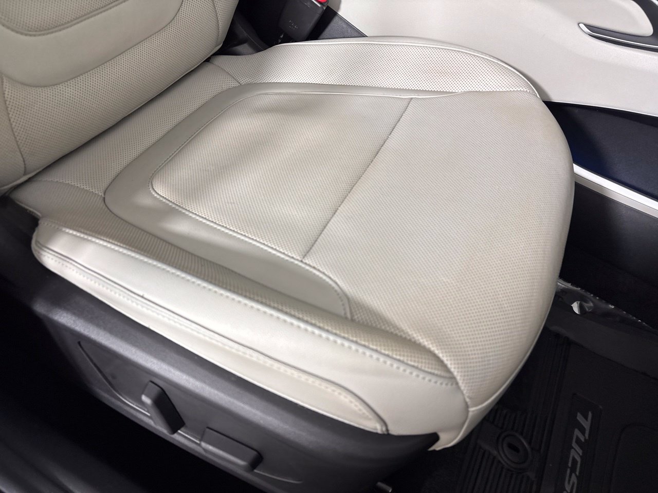 Used 2024 Hyundai Tucson Limited FWD image 30