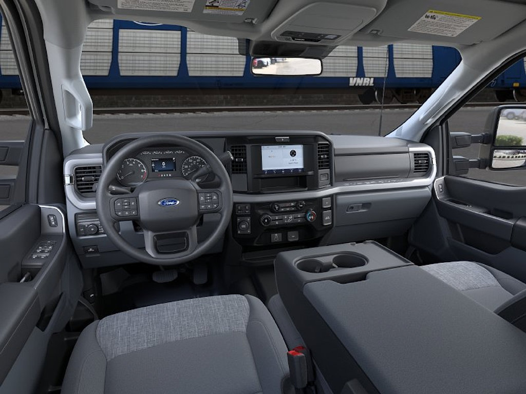 New 2026 Ford F250 XLT w/ FX4 Off-Road Package AWD/4WD image 9