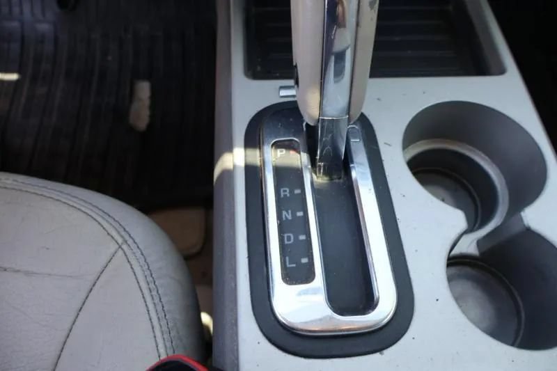 Used 2008 Ford Edge Limited FWD image 19