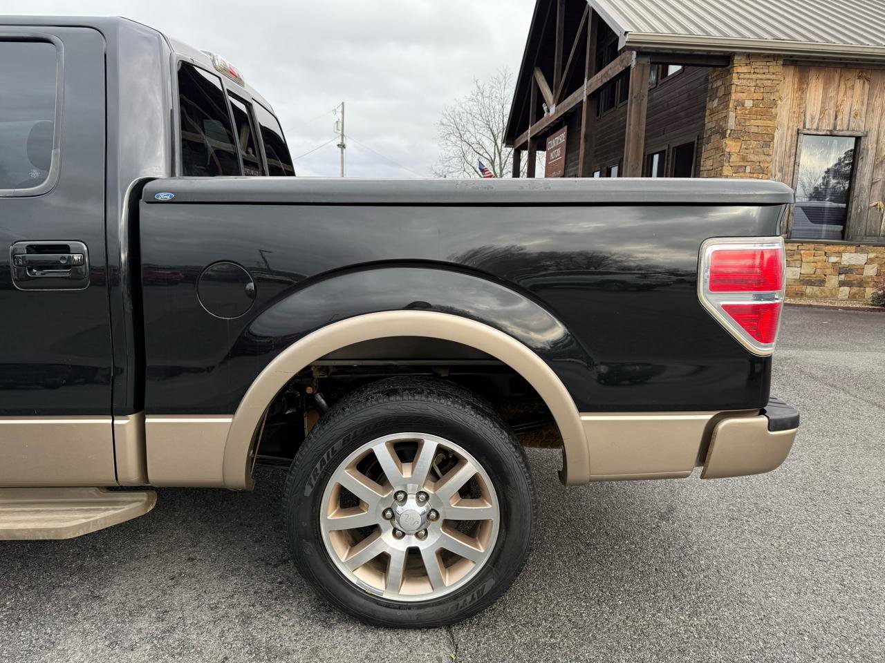Used 2013 Ford F150 King Ranch w/ King Ranch Luxury Pkg RWD image 37