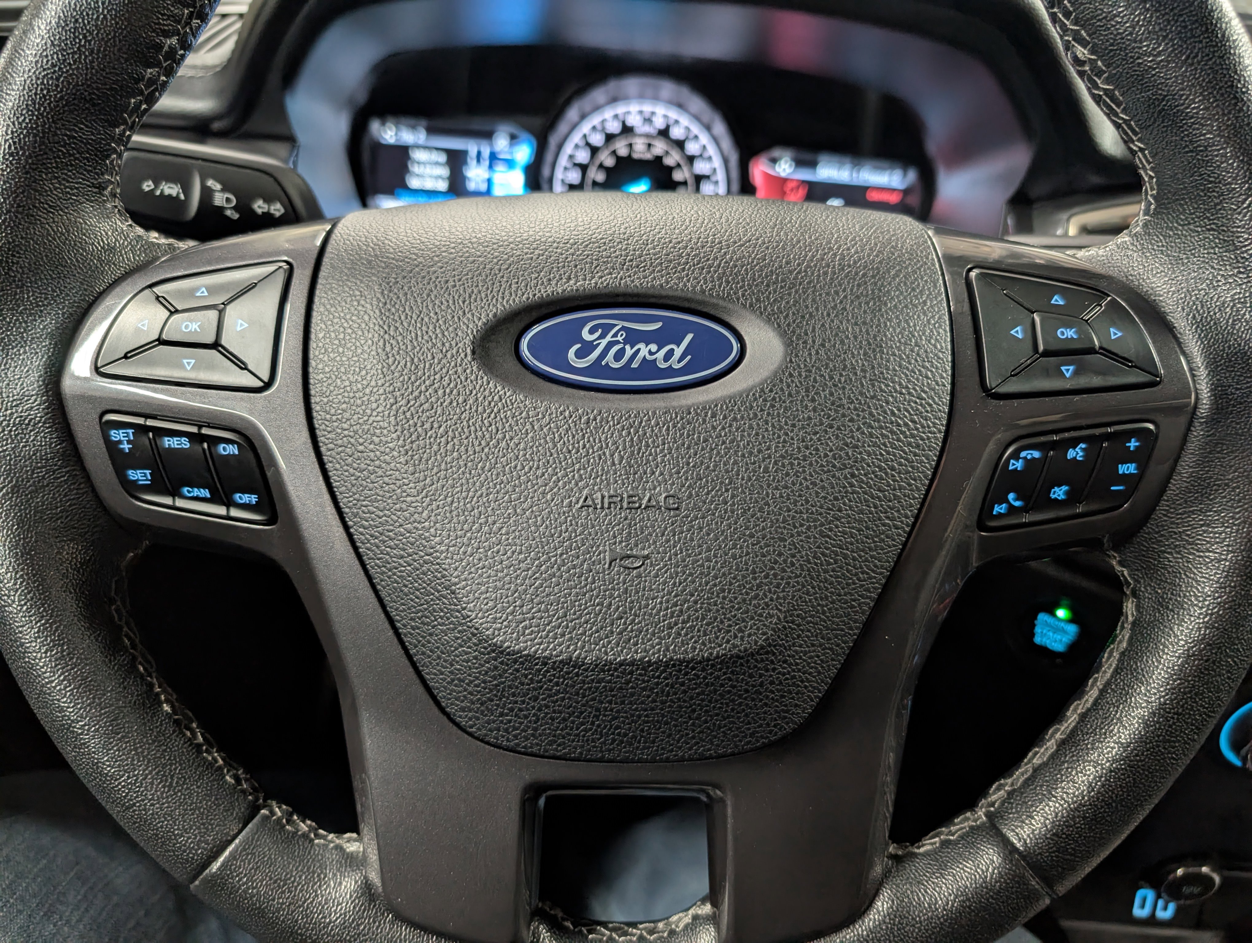 Used 2020 Ford Ranger Lariat w/ Trailer Tow Package image 18