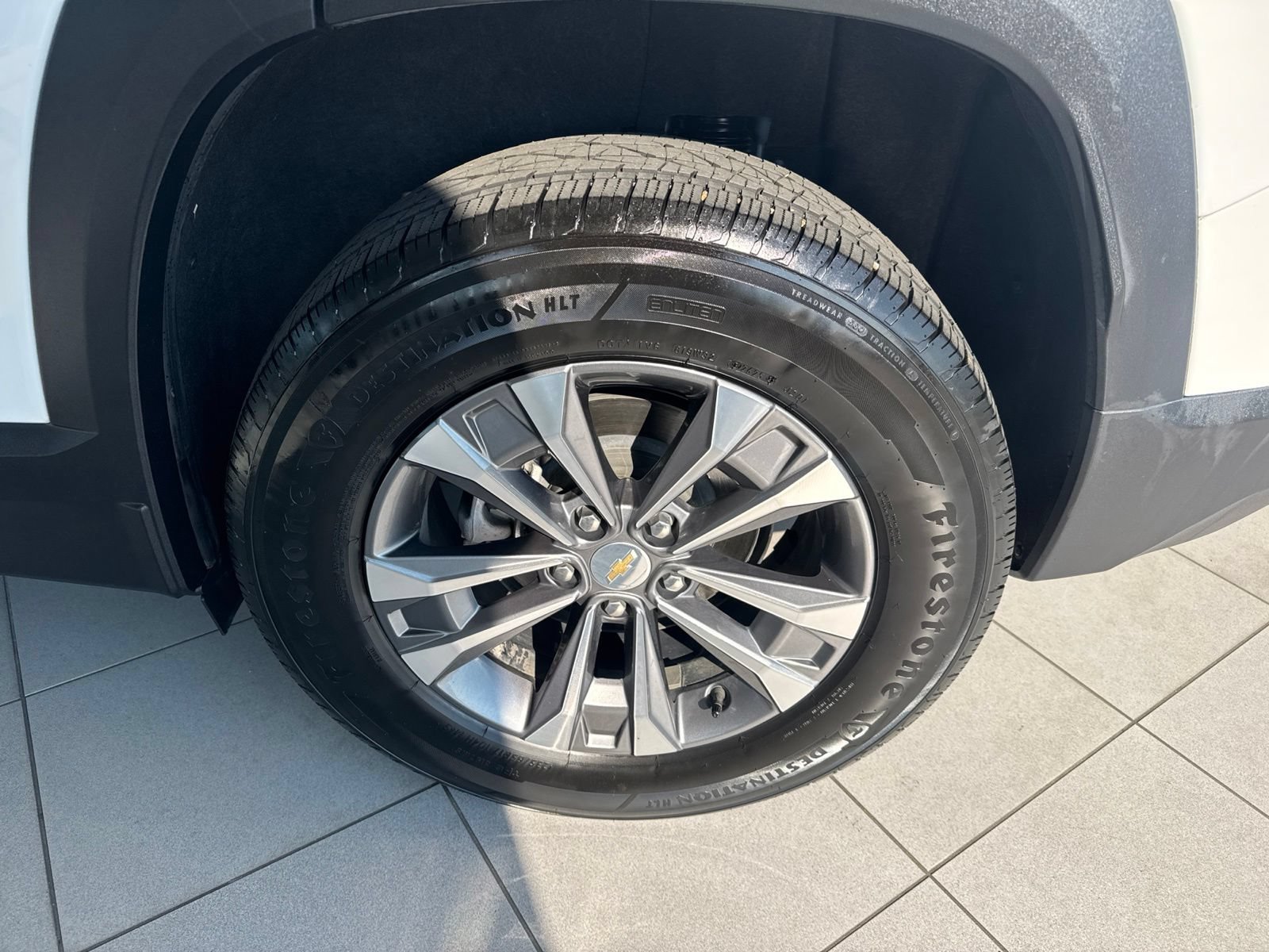 Used 2026 Chevrolet Equinox LT w/ Convenience Package II FWD image 11