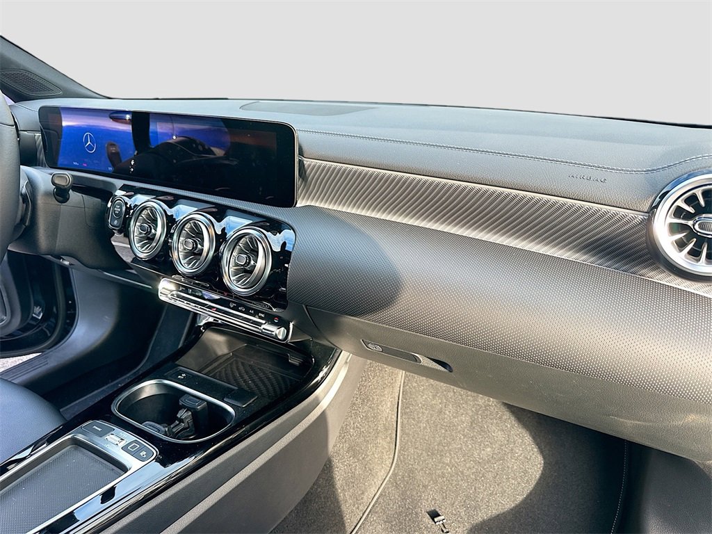 Certified 2025 Mercedes-Benz CLA 250 image 31