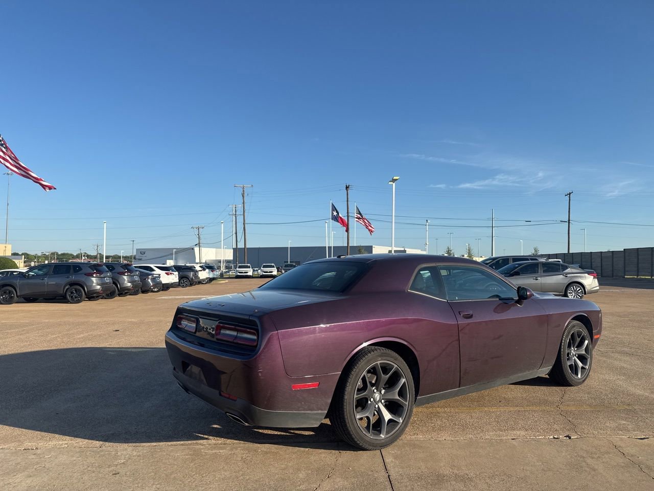 Used 2020 Dodge Challenger SXT w/ Blacktop Package RWD image 23