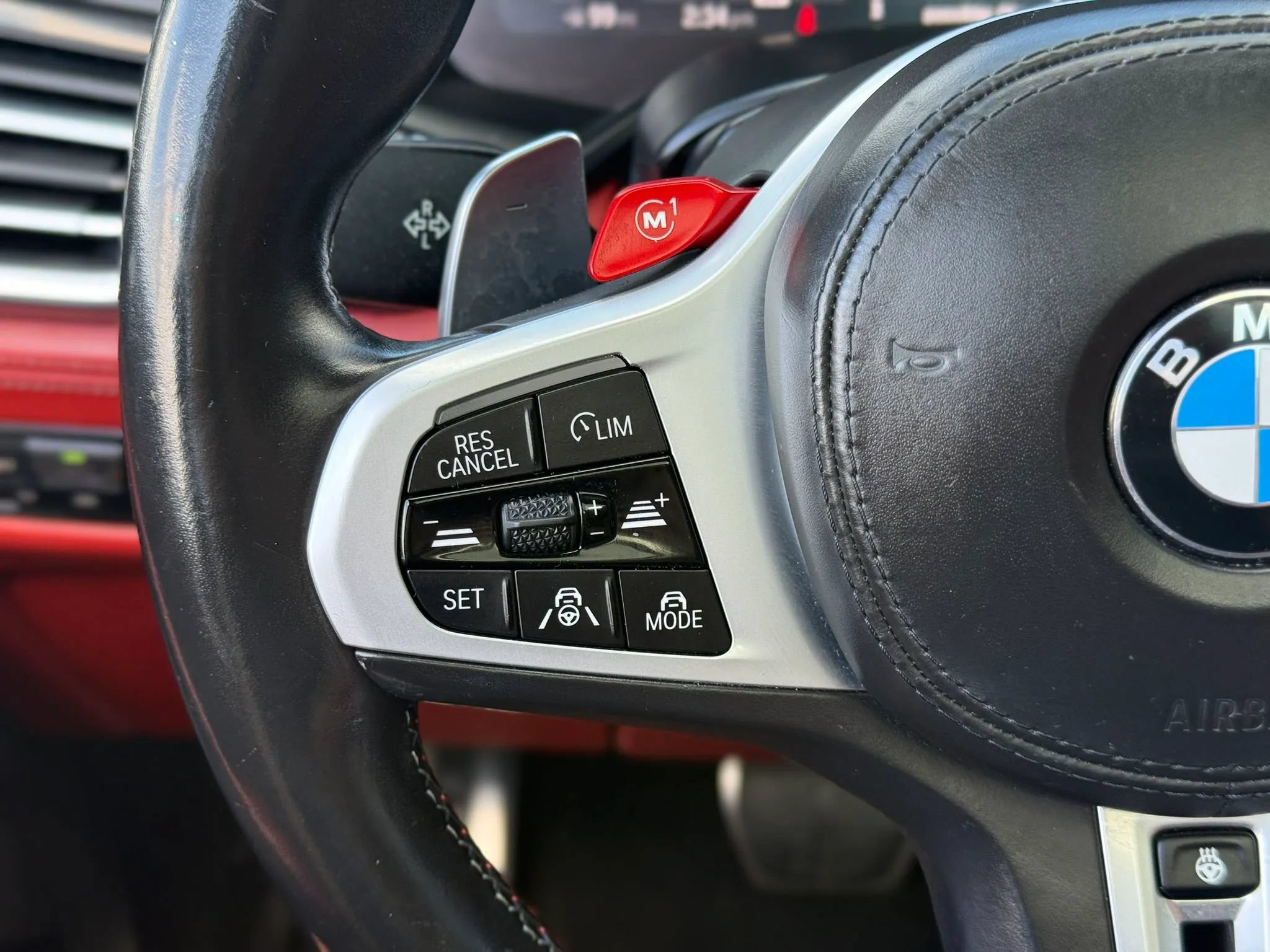 Used 2021 BMW X5 M w/ Competition Package AWD/4WD image 18