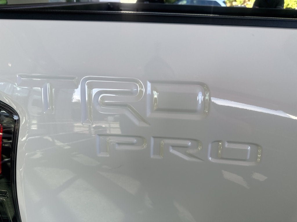 Certified 2022 Toyota Tacoma TRD Pro AWD/4WD image 6