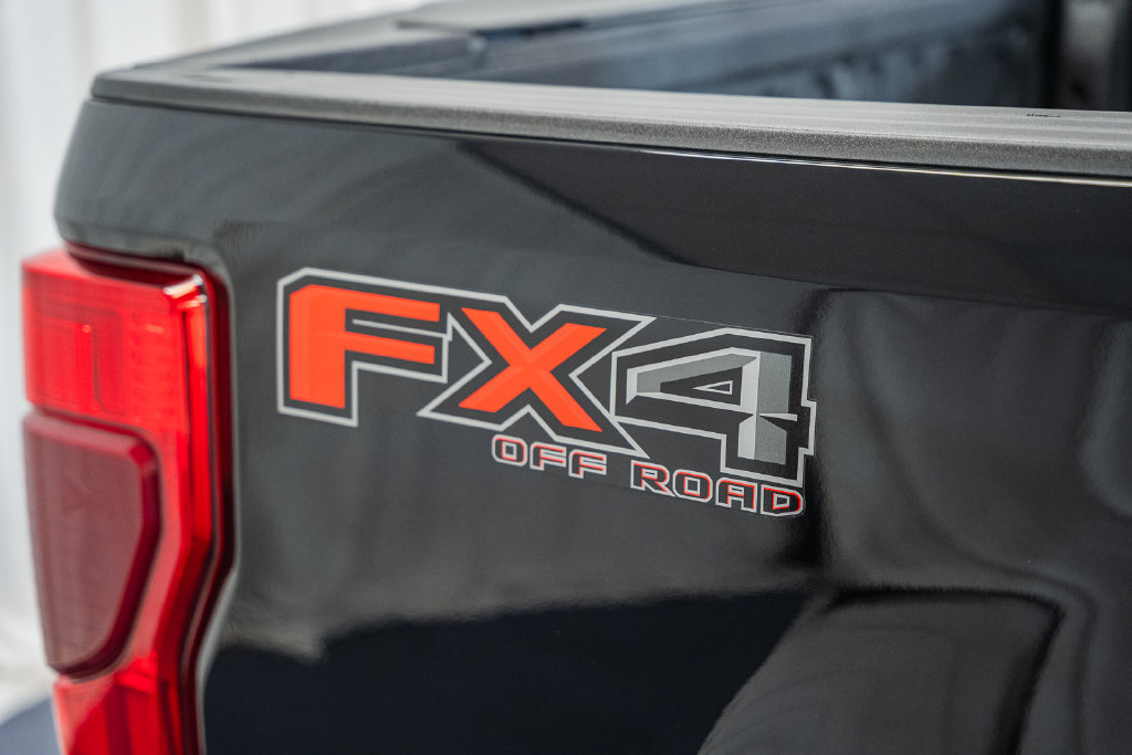 Certified 2022 Ford F250 Platinum AWD/4WD image 25