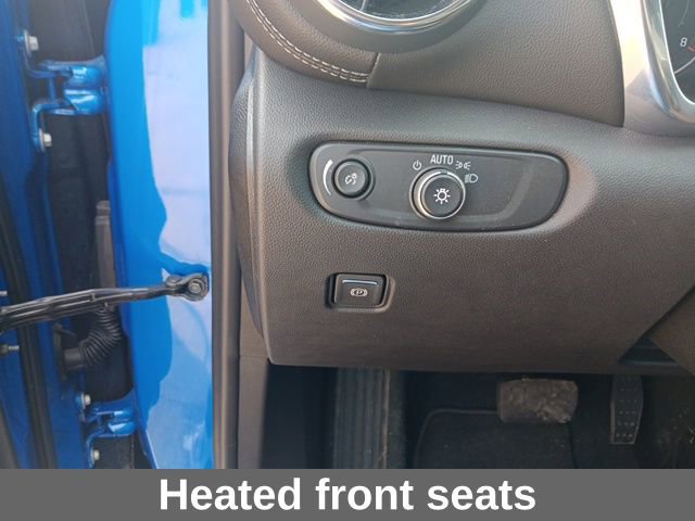 Used 2025 Chevrolet Blazer LT image 10