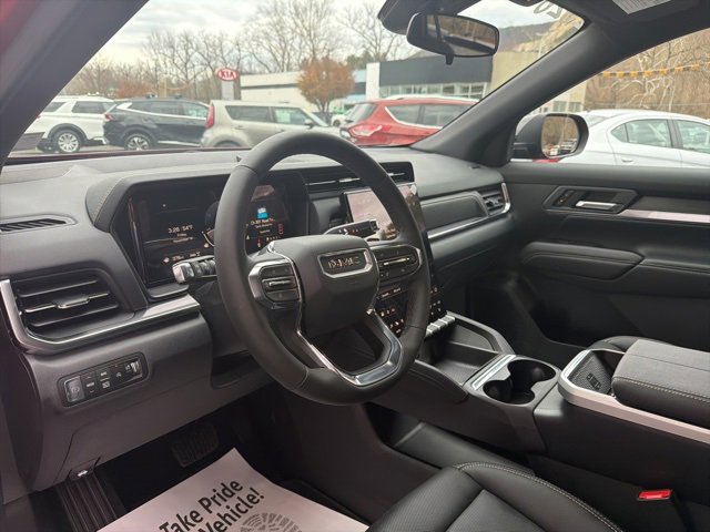 Used 2026 GMC Terrain Elevation w/ Elevation Premium Package image 7