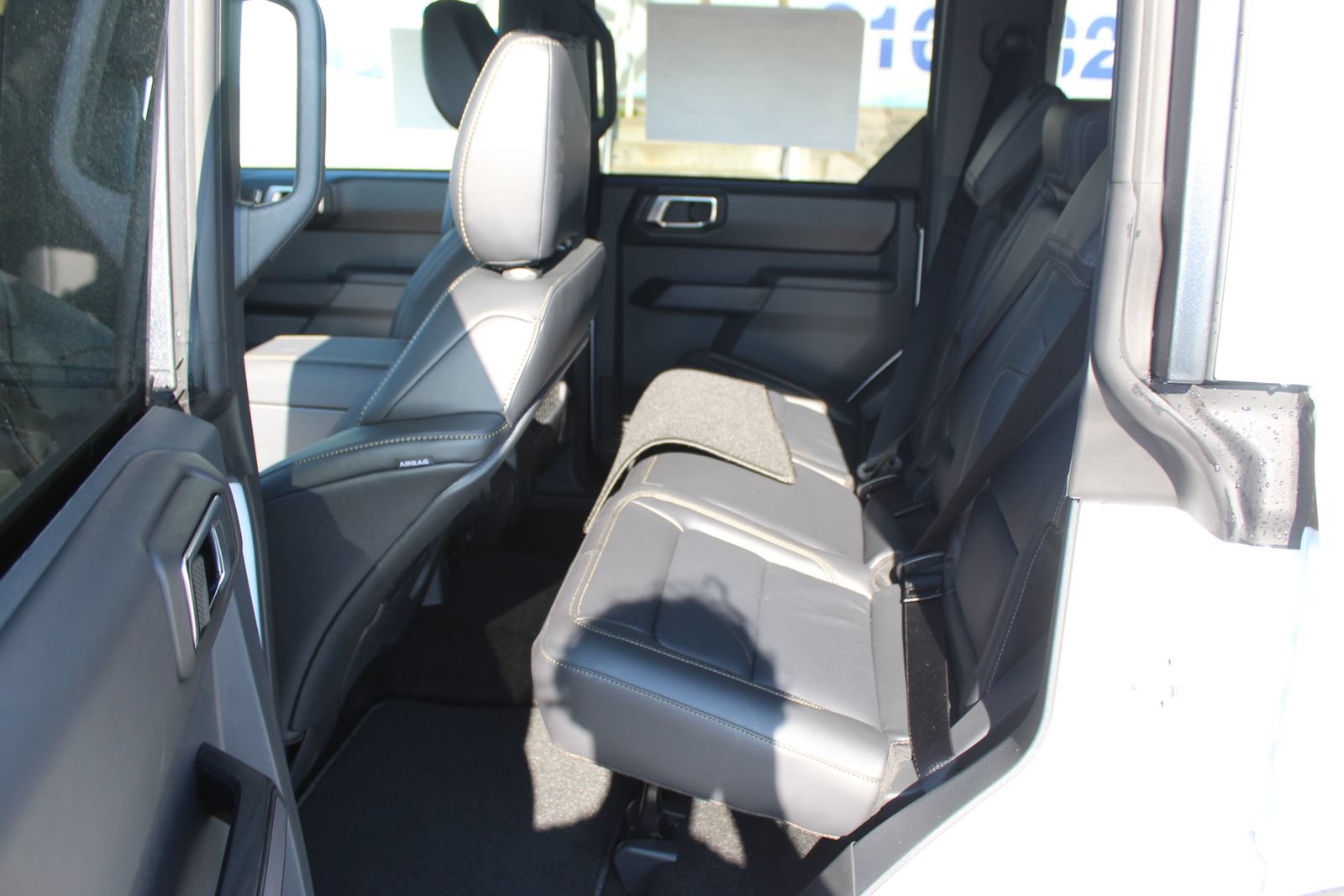 New 2025 Ford Bronco Badlands AWD/4WD image 17