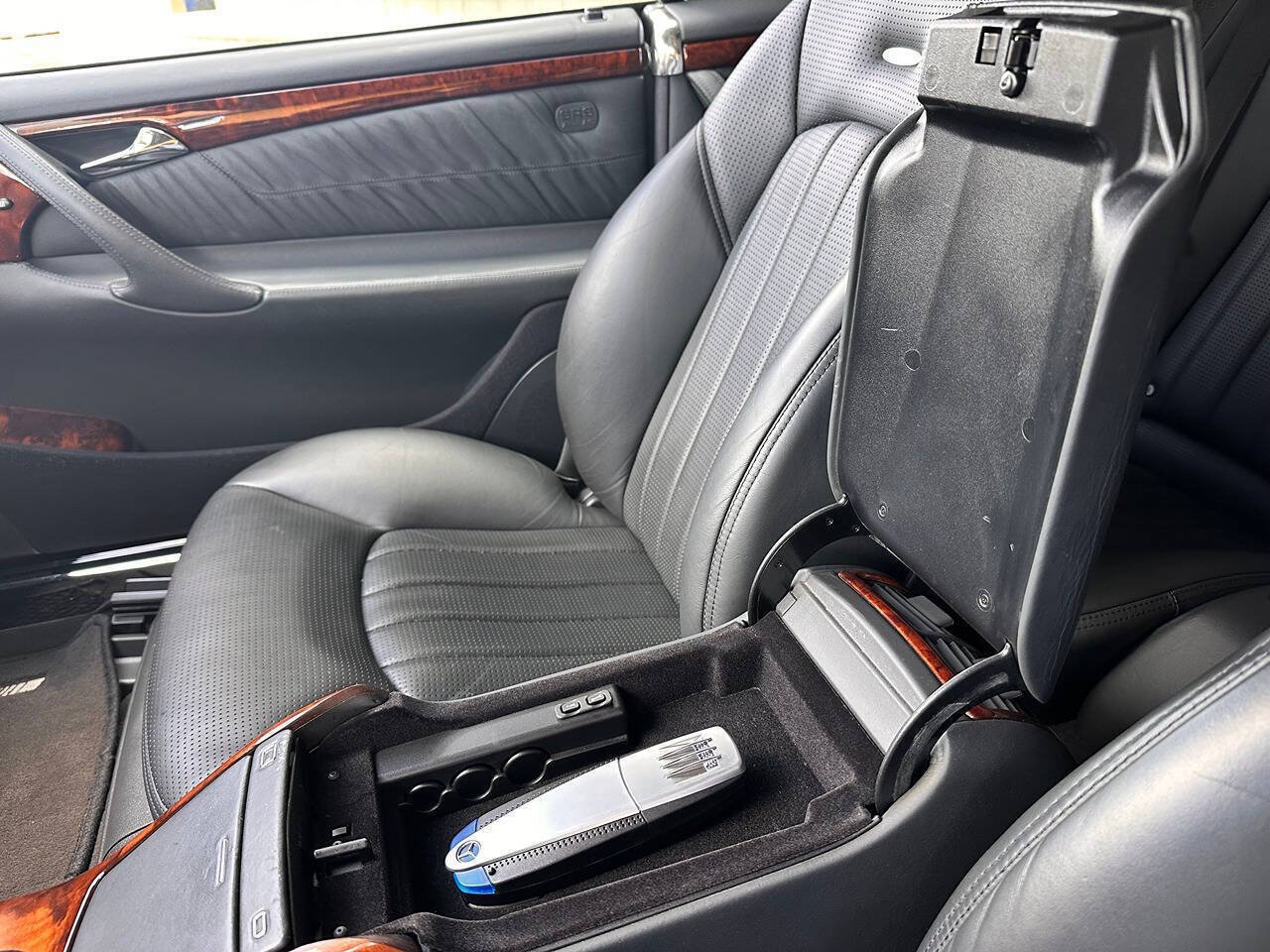 Used 2005 Mercedes-Benz CL 65 AMG image 51