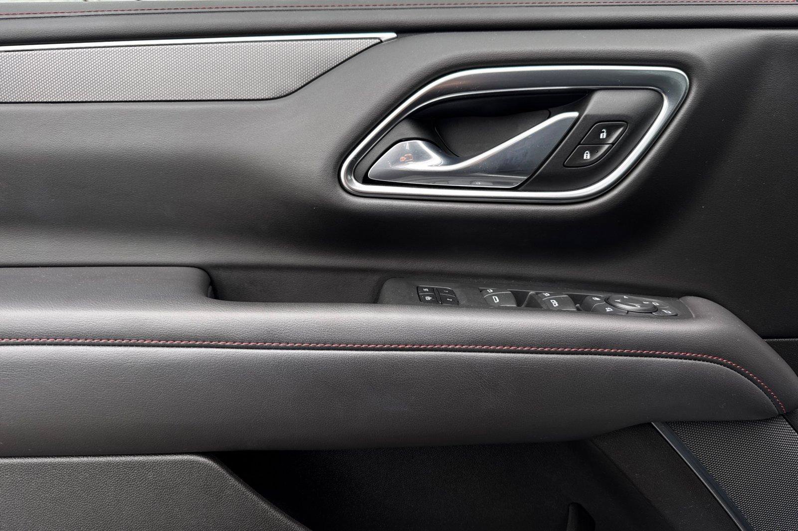 Used 2021 Chevrolet Tahoe RST w/ Luxury Package AWD/4WD image 13