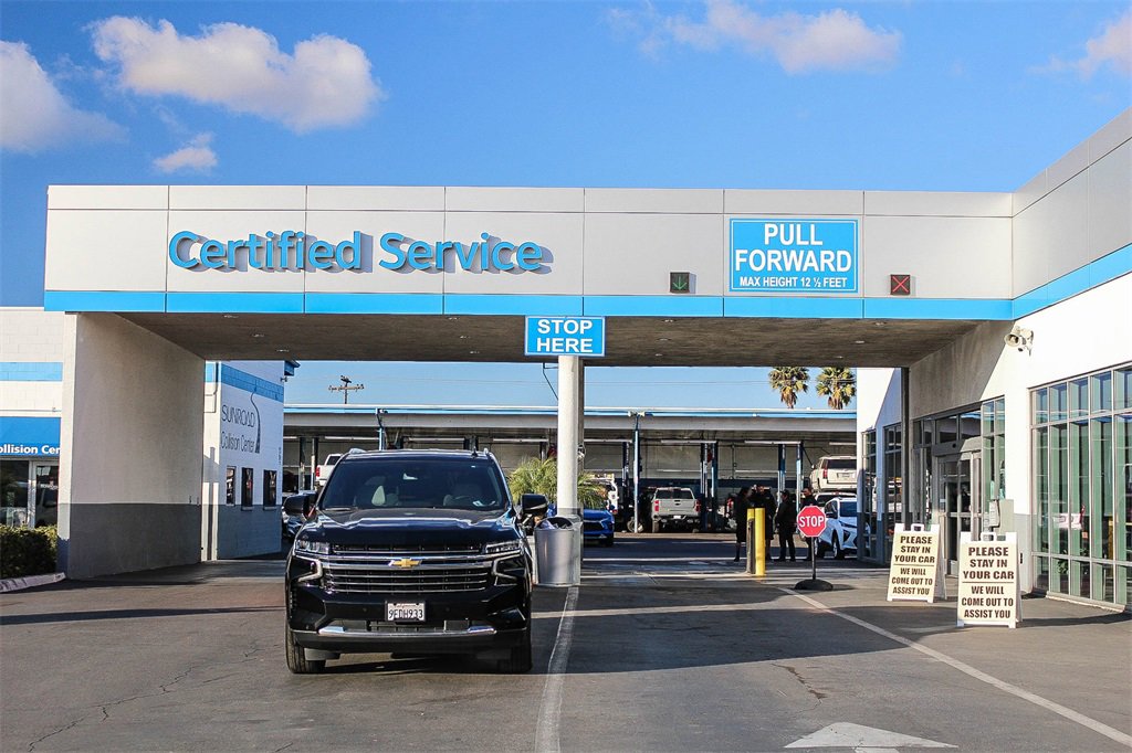 Used 2023 Chevrolet Traverse LT image 33