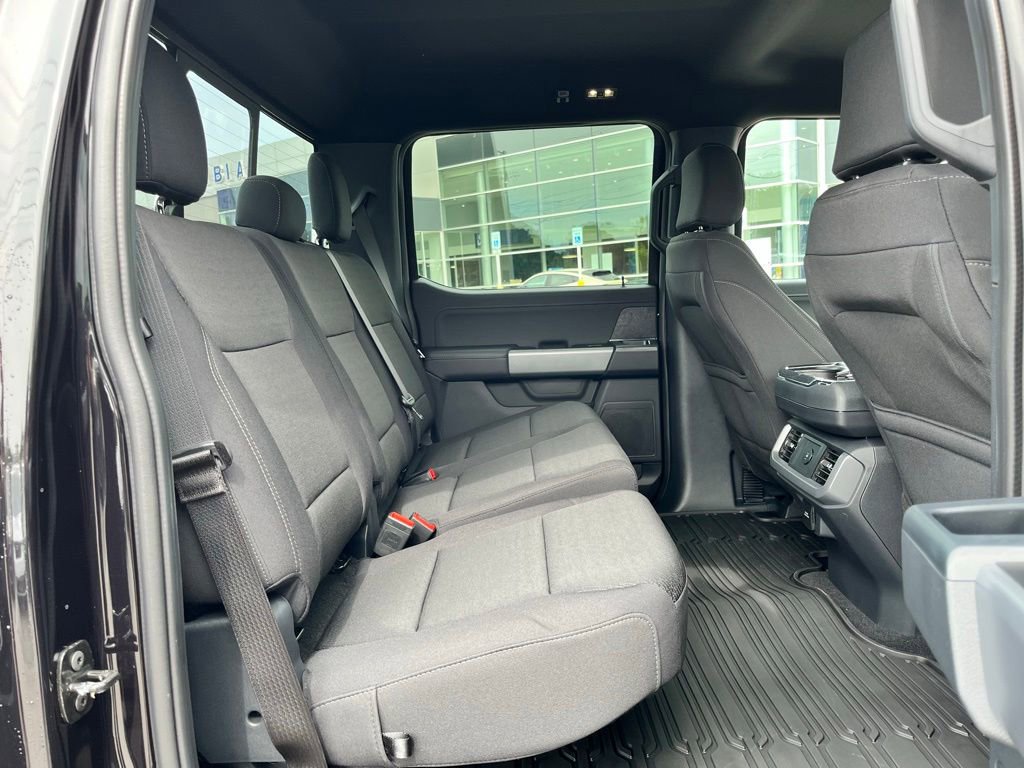 New 2026 Ford F150 XLT w/ Equipment Group 302A MID AWD/4WD image 8