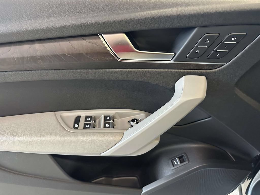 Used 2018 Audi Q5 2.0T Premium Plus AWD/4WD image 20