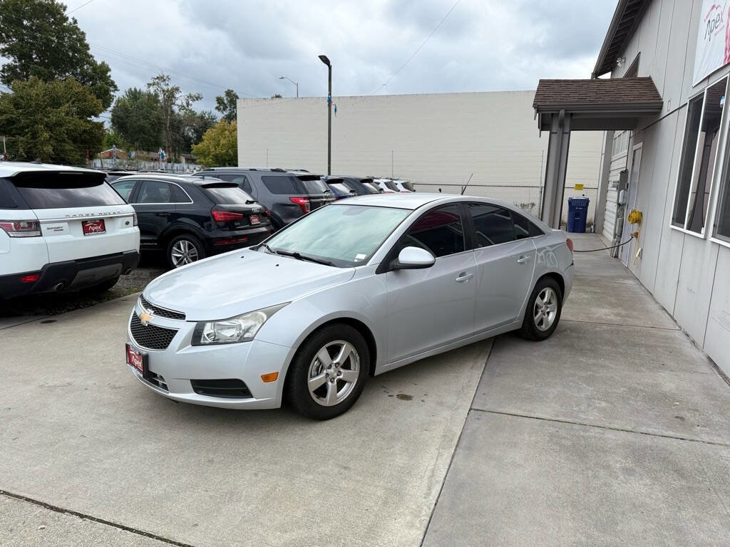 Used 2013 Chevrolet Cruze LT image 4