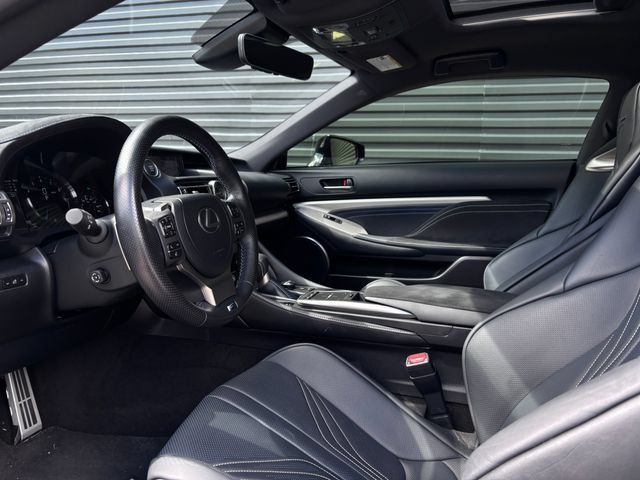 Used 2022 Lexus RC F w/ Premium Package RWD image 4