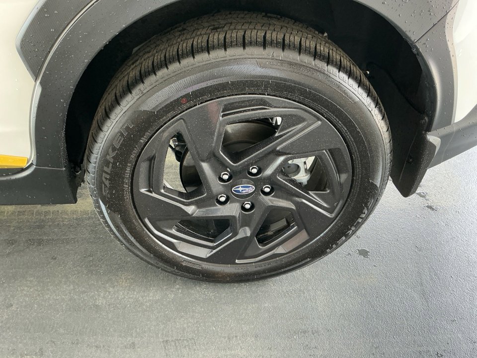 Certified 2025 Subaru Crosstrek 2.5i Sport w/ Crosstrek Mirror Package image 27