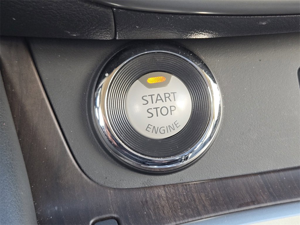 Used 2019 Nissan Murano Platinum w/ Cargo Package image 22