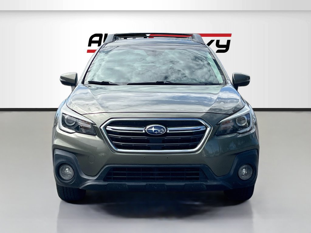 Used 2019 Subaru Outback 2.5i Limited w/ Popular Package #2 AWD/4WD image 2
