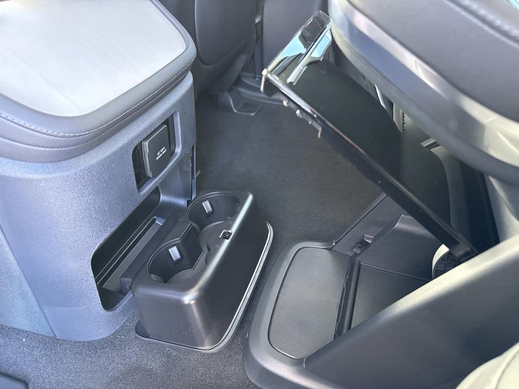 New 2026 Lincoln Navigator Reserve image 18