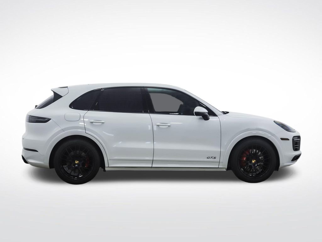 Used 2022 Porsche Cayenne GTS AWD/4WD image 6