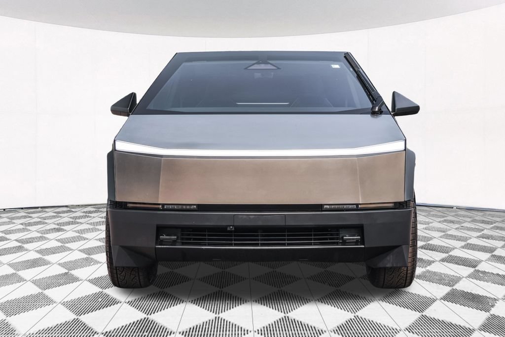 Used 2024 Tesla Cybertruck AWD Crew Cab image 8