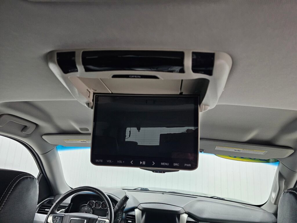 Used 2015 GMC Yukon SLE w/ HD Trailering Package image 23