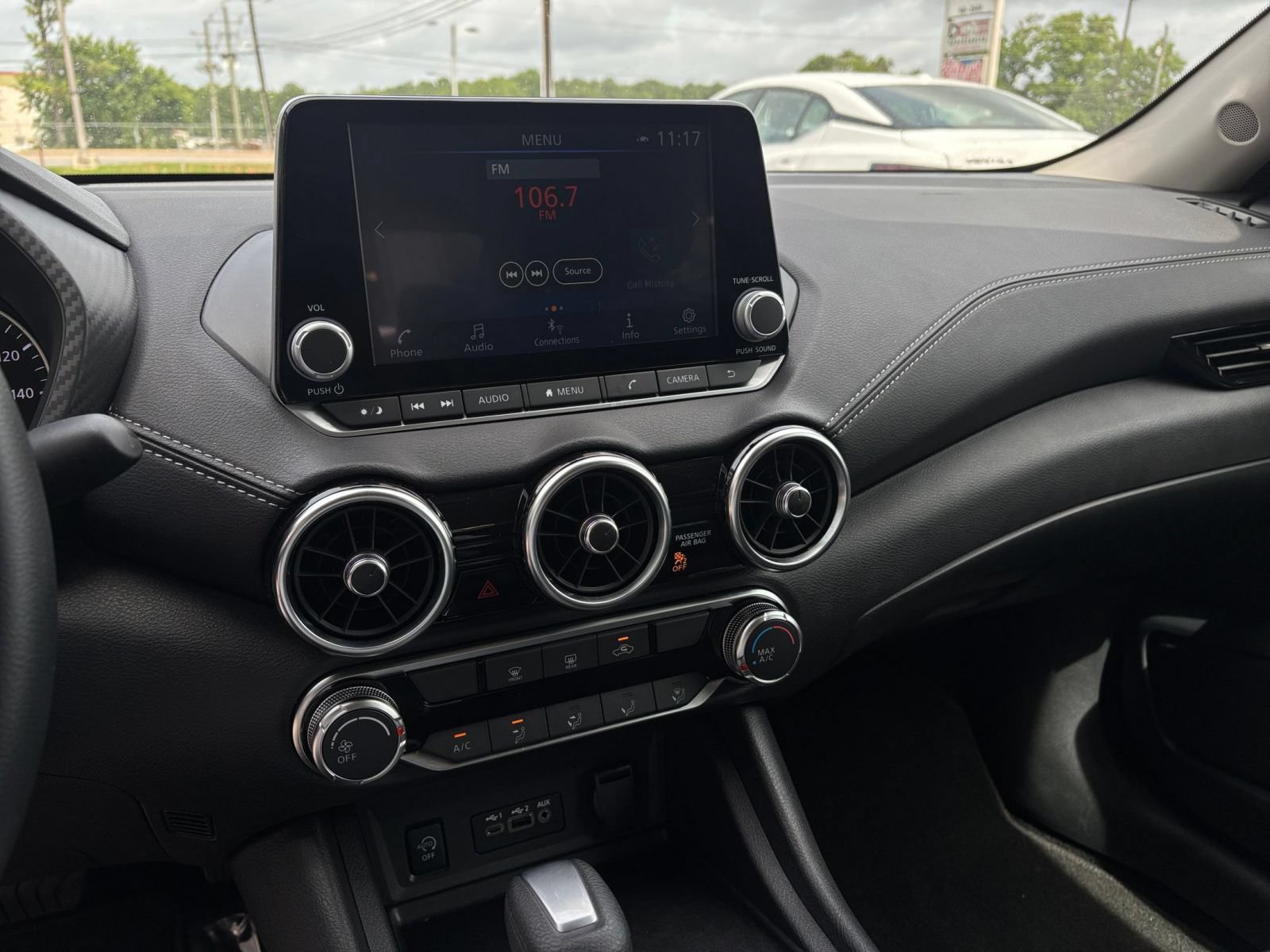 Used 2025 Nissan Sentra SV FWD image 19