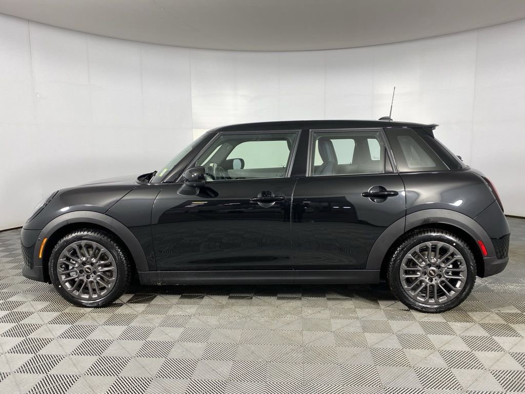 New 2026 MINI Cooper S image 4
