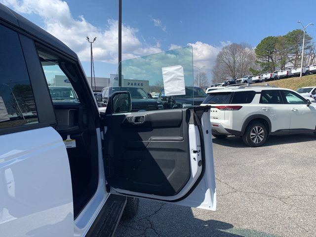 New 2026 Ford Bronco Outer Banks w/ Sasquatch Package AWD/4WD image 15
