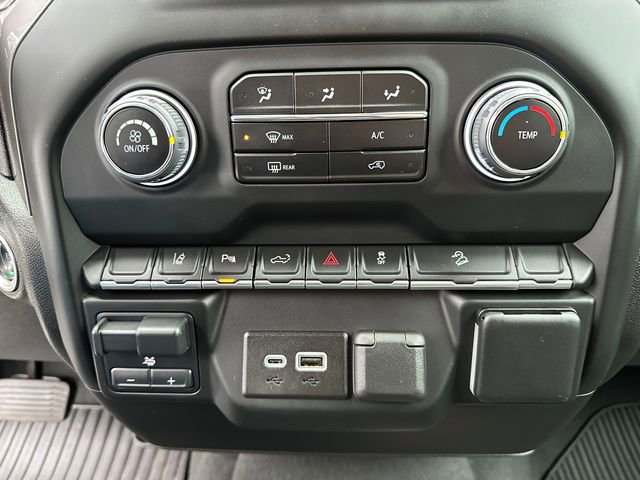 Used 2024 Chevrolet Silverado 2500 Custom w/ Custom Value Package image 30