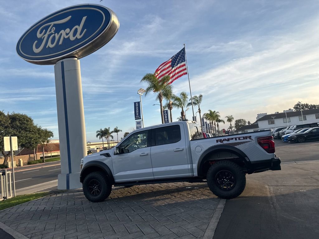 Used 2025 Ford F150 Raptor image 27