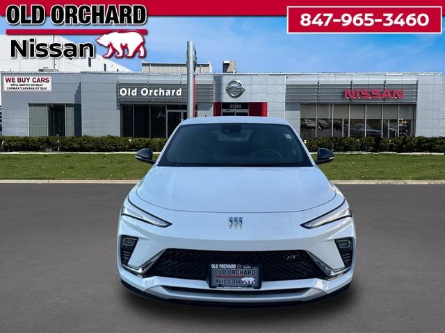 Used 2024 Buick Envista Sport Touring w/ Convenience I Package FWD image 2