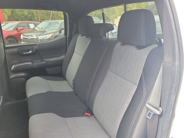 Used 2022 Toyota Tacoma TRD Off-Road w/ Technology Package image 10