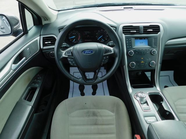 Used 2020 Ford Fusion S image 23