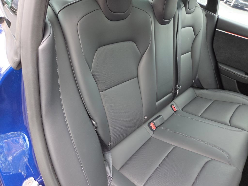 Used 2025 Tesla Model 3 Long Range AWD/4WD image 28