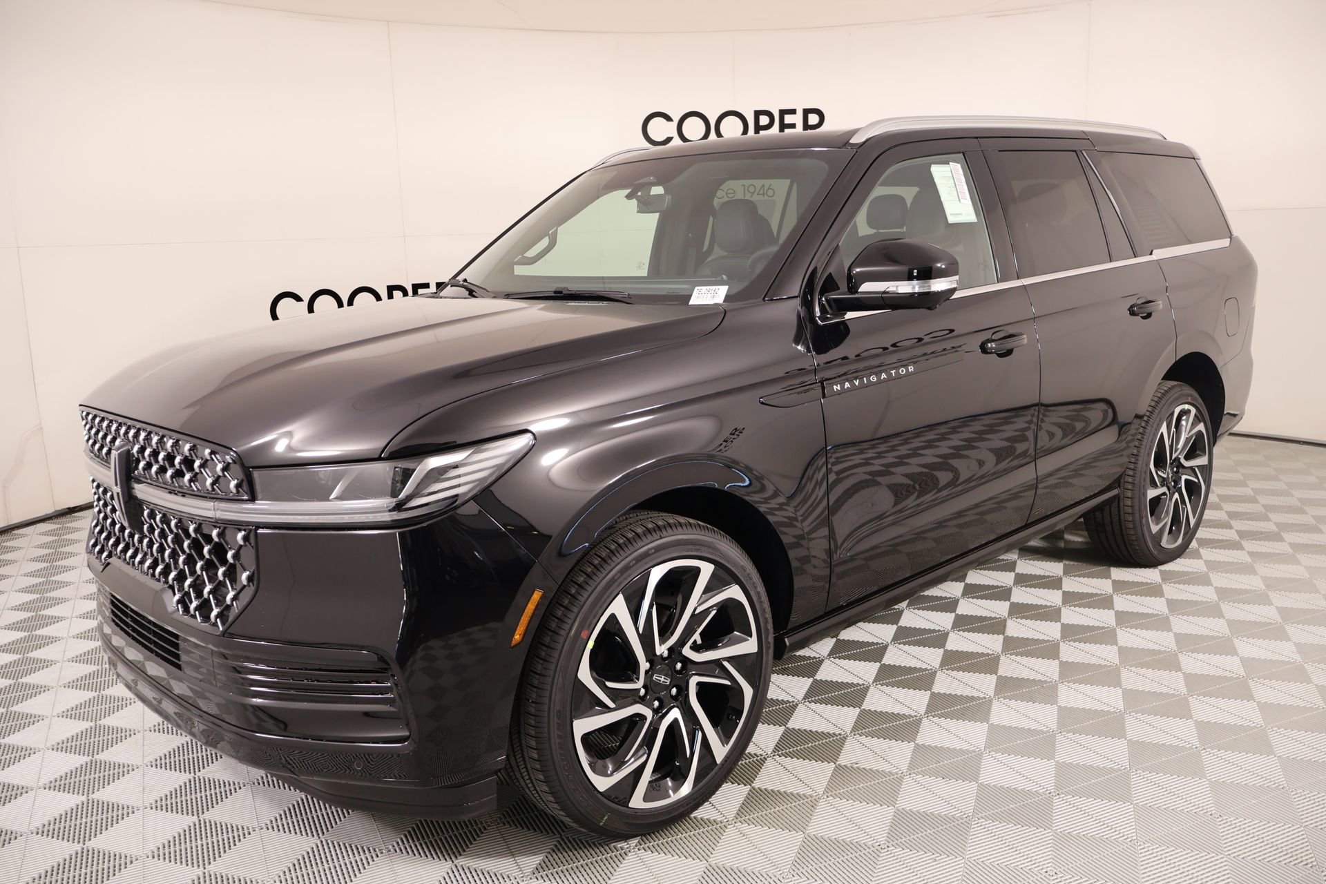 New 2026 Lincoln Navigator Black Label AWD/4WD image 10