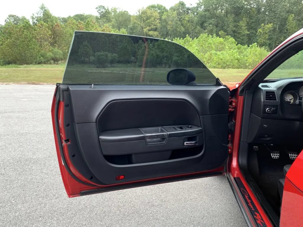 Used 2012 Dodge Challenger R/T RWD image 12