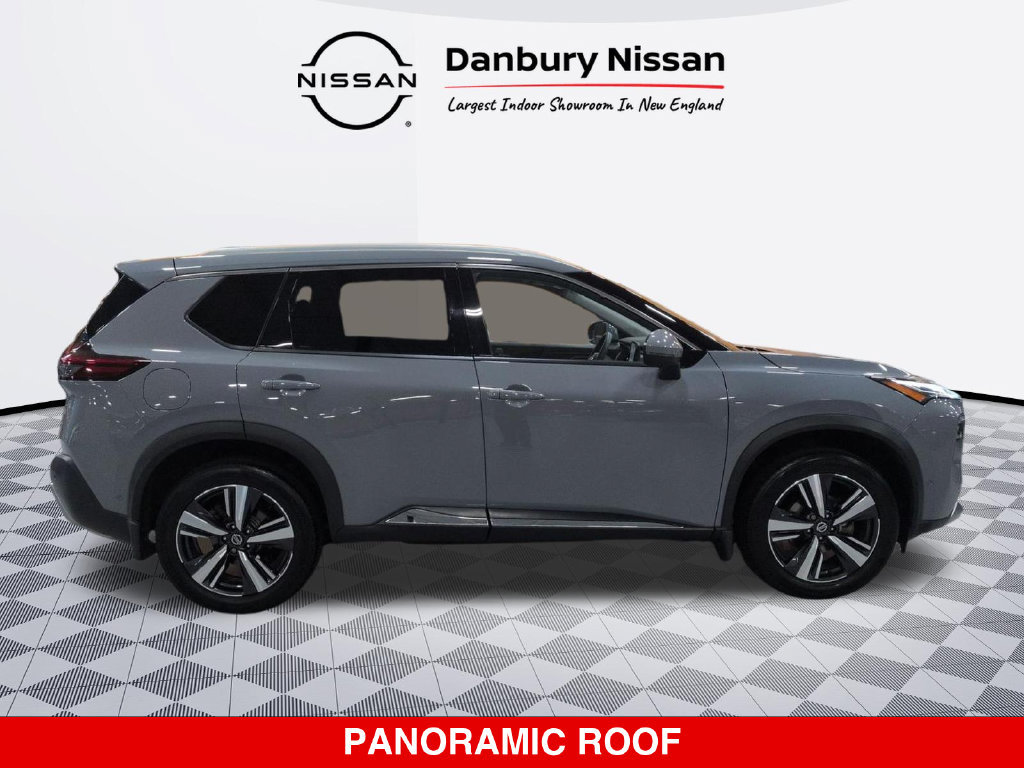 Certified 2021 Nissan Rogue Platinum AWD/4WD image 2