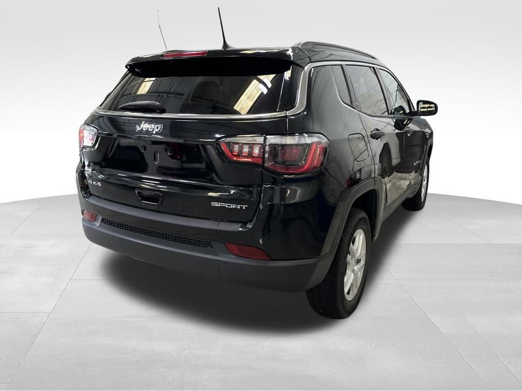Used 2021 Jeep Compass Sport w/ Cold Weather Group AWD/4WD image 5