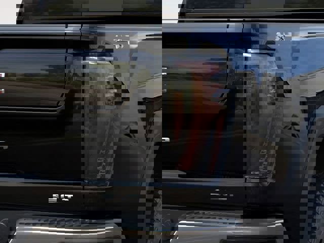 New 2026 GMC Sierra 2500 SLT w/ SLT Convenience Package image 11