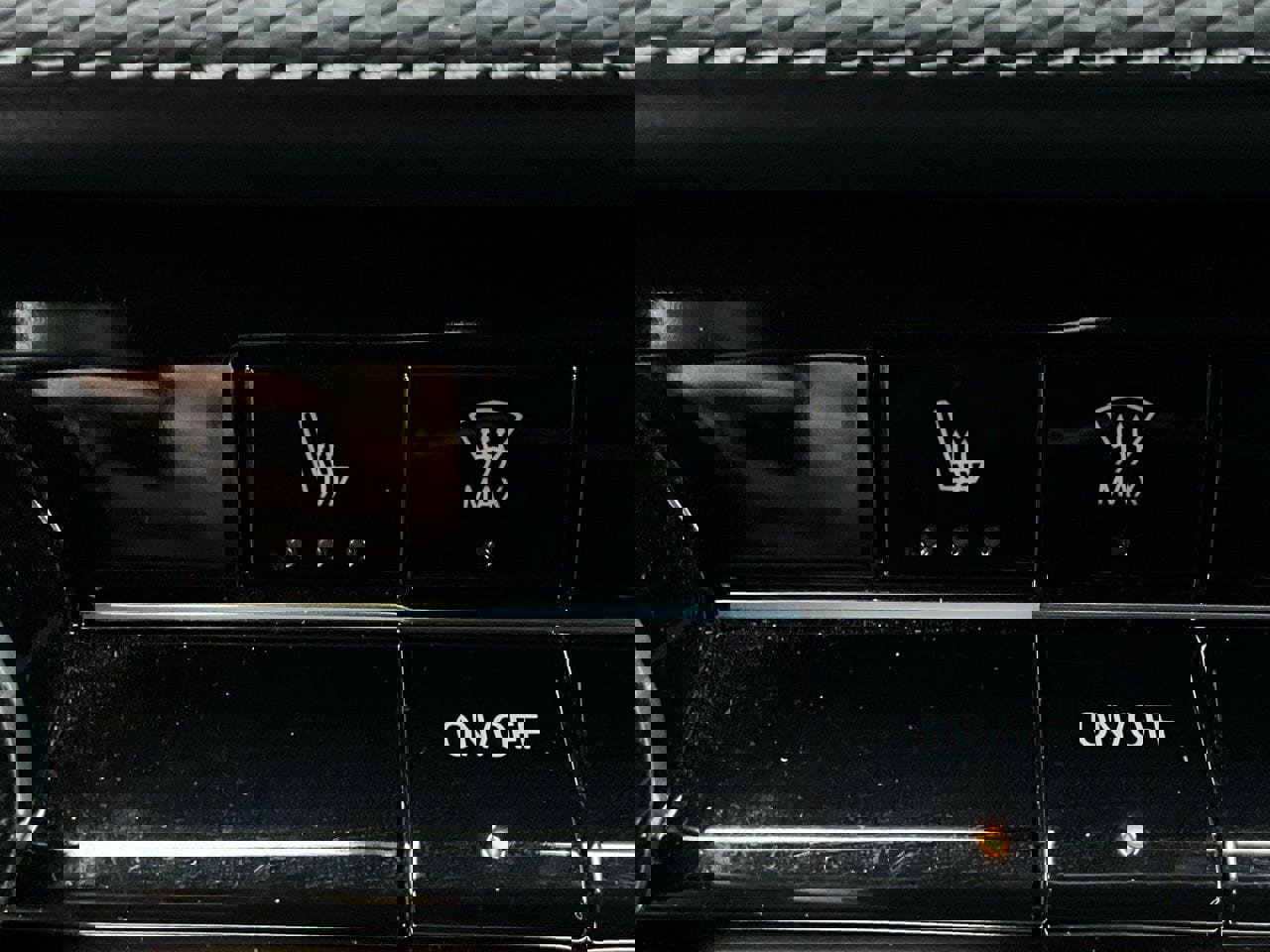 Used 2025 Chevrolet Equinox LT image 25