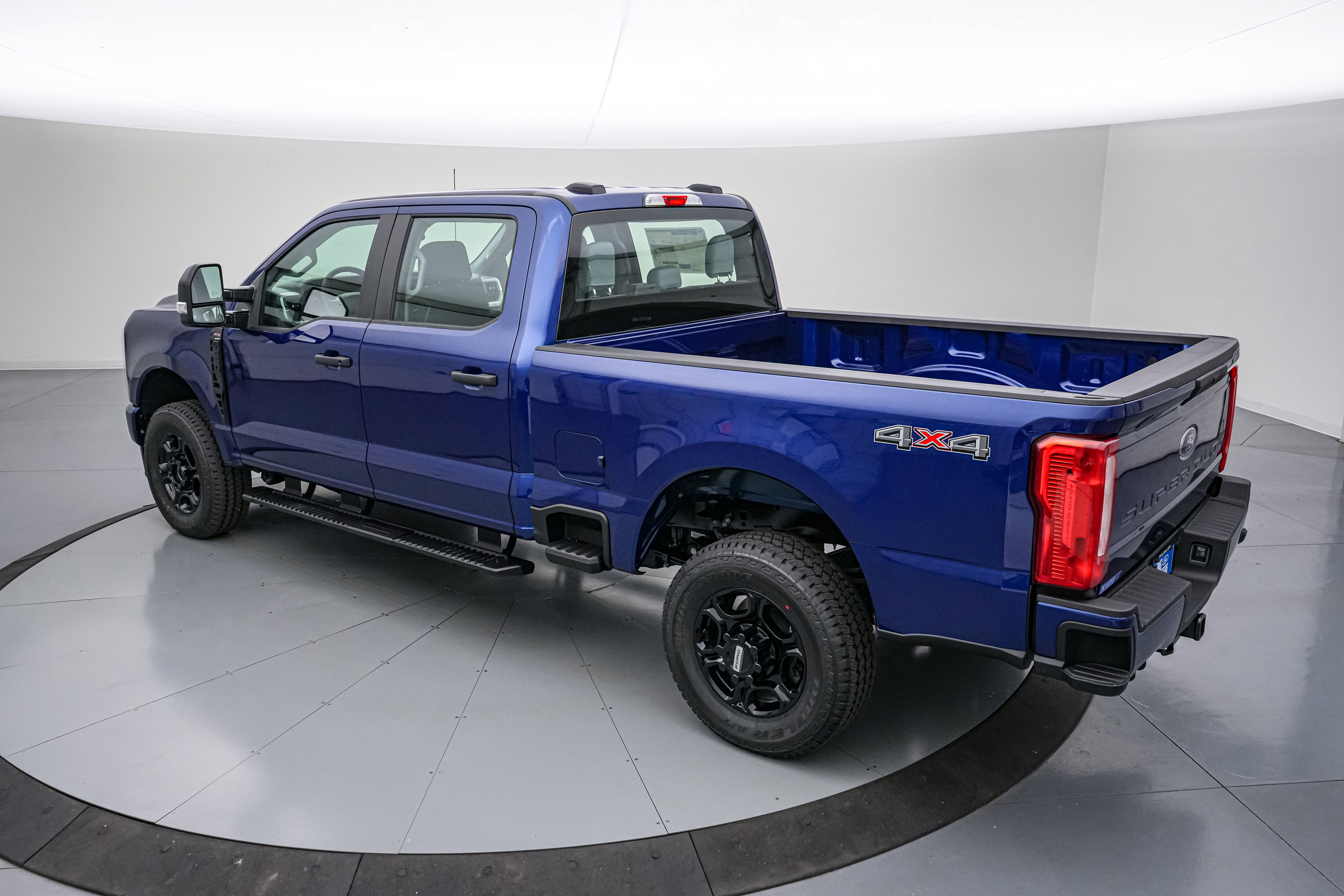 New 2026 Ford F250 XL AWD/4WD image 7