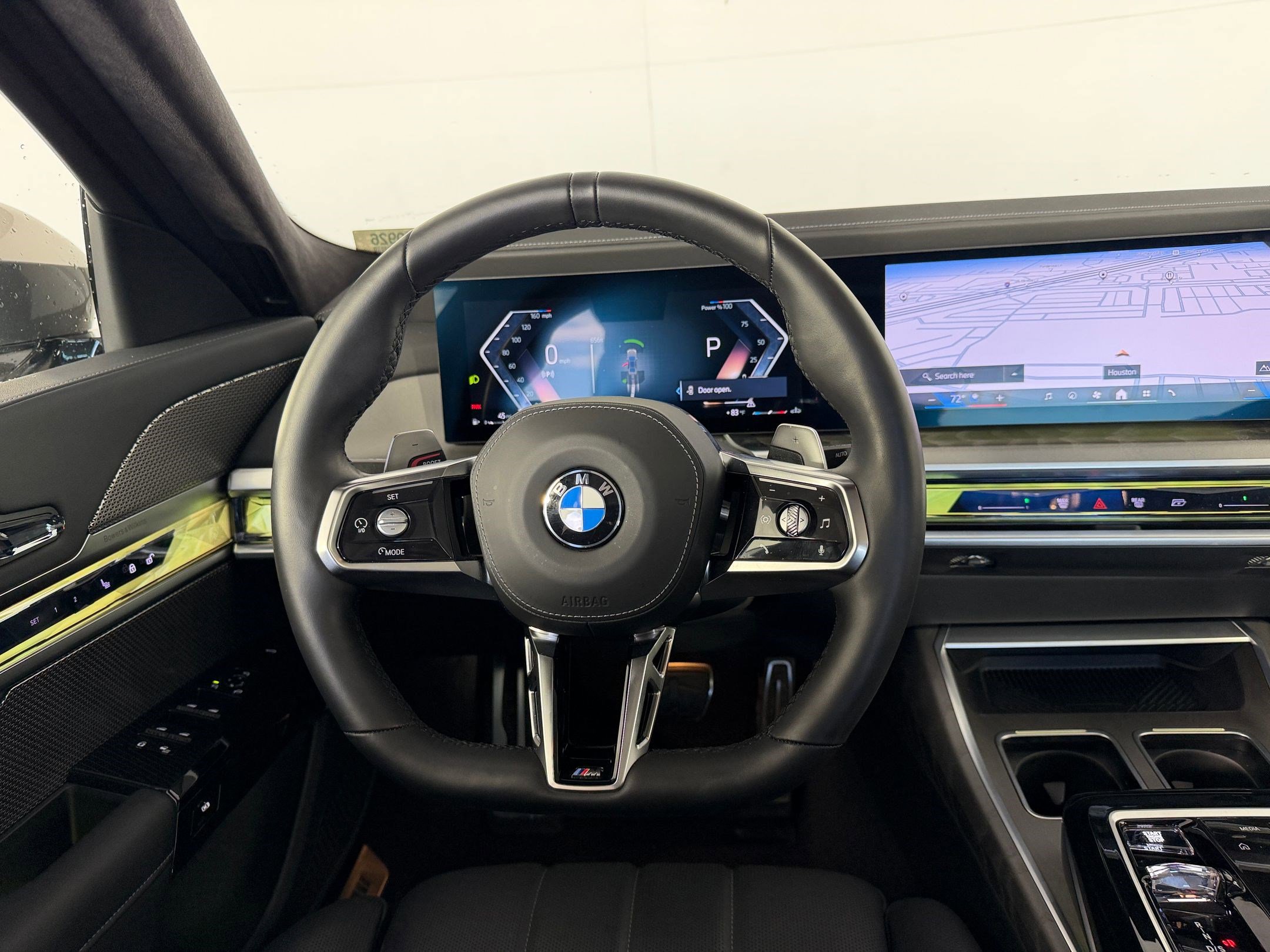 Certified 2024 BMW 760i xDrive w/ Executive Package AWD/4WD image 31