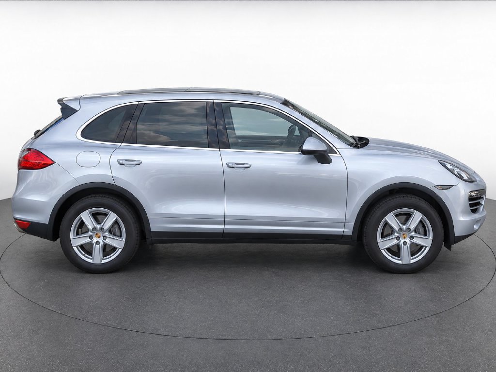 Used 2012 Porsche Cayenne AWD/4WD image 6
