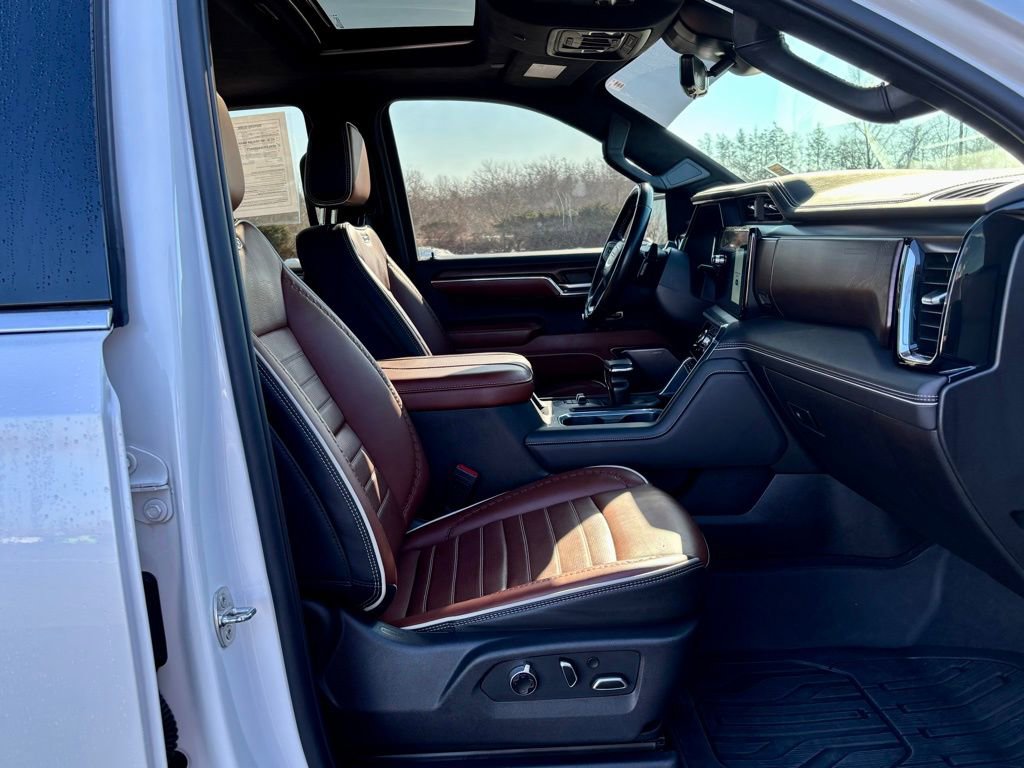 Used 2024 GMC Sierra 1500 Denali Ultimate image 27