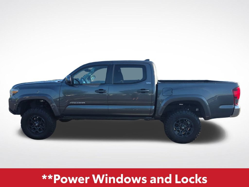 Used 2019 Toyota Tacoma SR5 RWD image 12