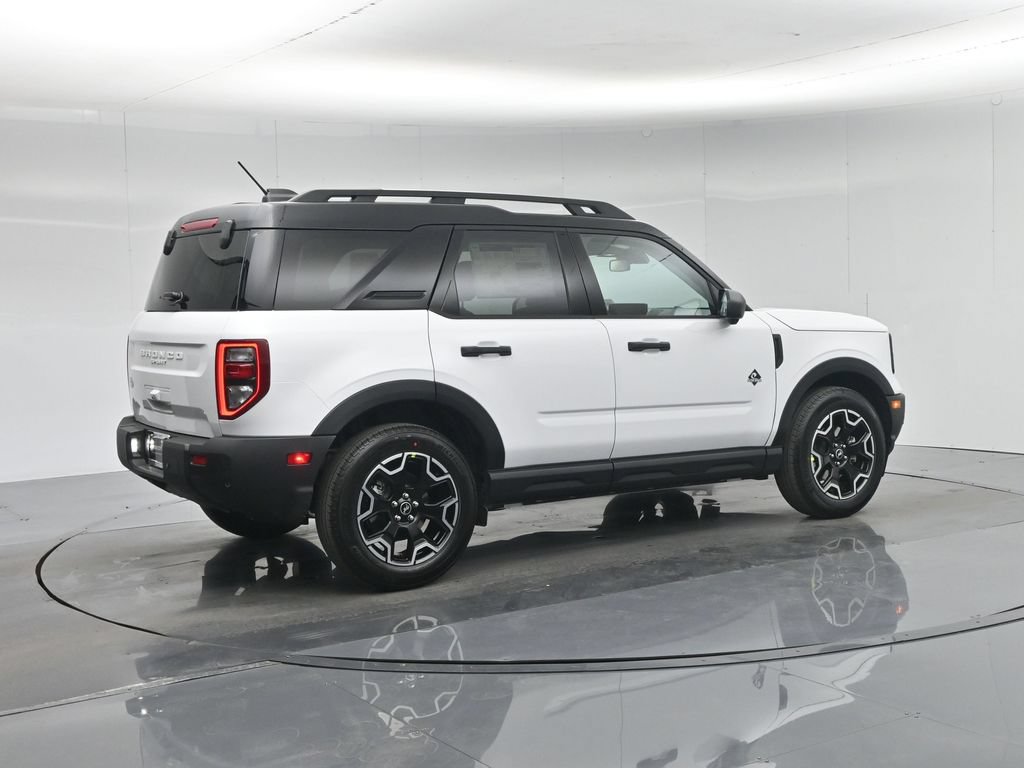 New 2026 Ford Bronco Sport Outer Banks w/ Outer Banks Tech Package+ AWD/4WD image 32