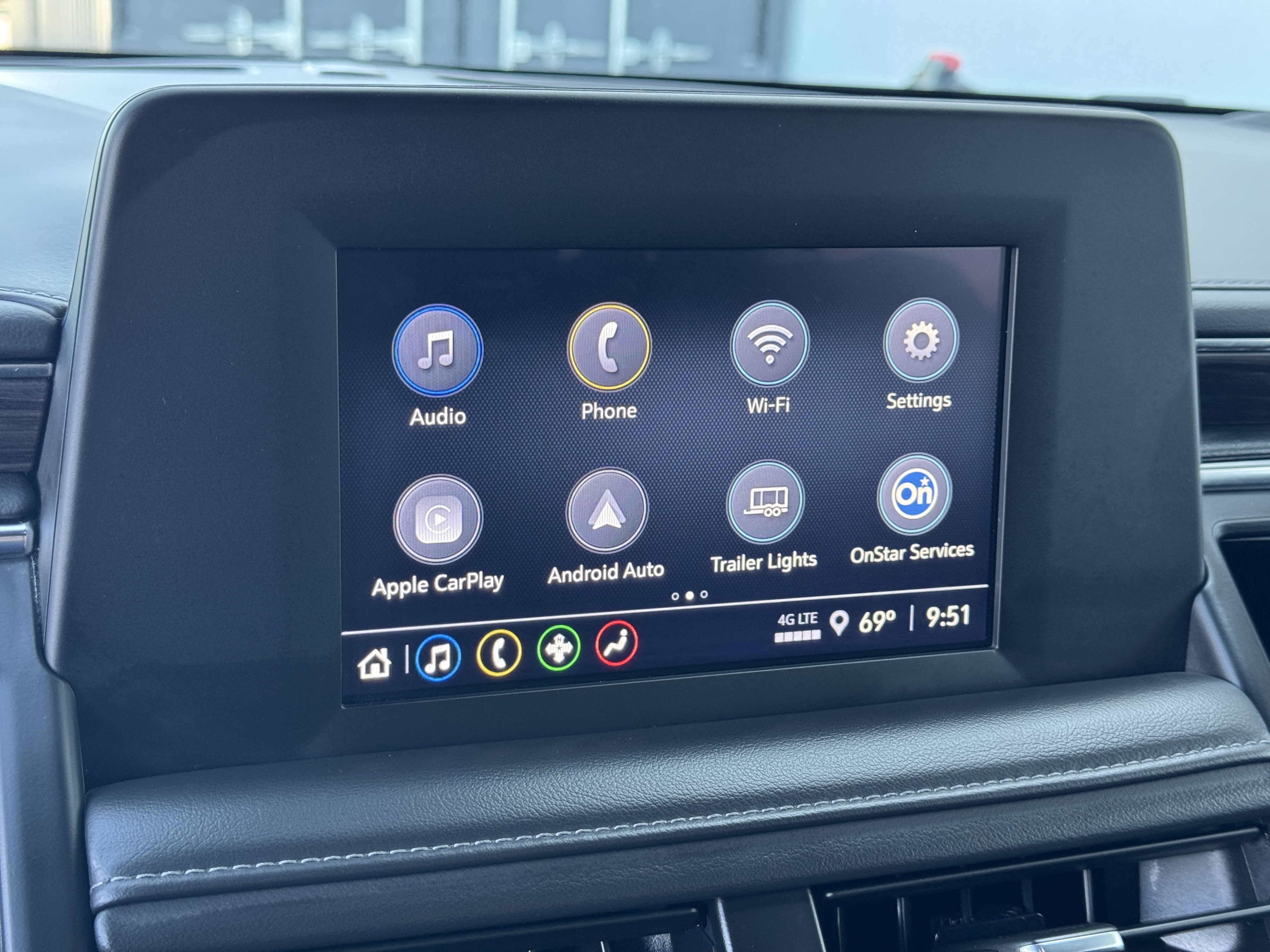 Certified 2024 Chevrolet Suburban LS AWD/4WD image 26